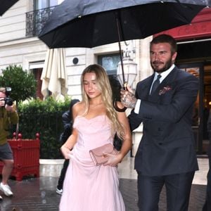 Paris, FRANCE David, Romeo, Cruz et Harper quittent leur hôtel à Paris, pour soutenir Victoria Beckham pendant la semaine de la mode à Paris. 07/03/2026