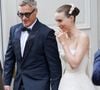 Le couple hollywoodien est sorti main dans la main de l’hôtel Carlton
Rooney Mara et Joaquin Phoenix à la sortie de l'hôtel Carlton à Cannes le 16 mai 2025.
Backgrid USA / Bestimage