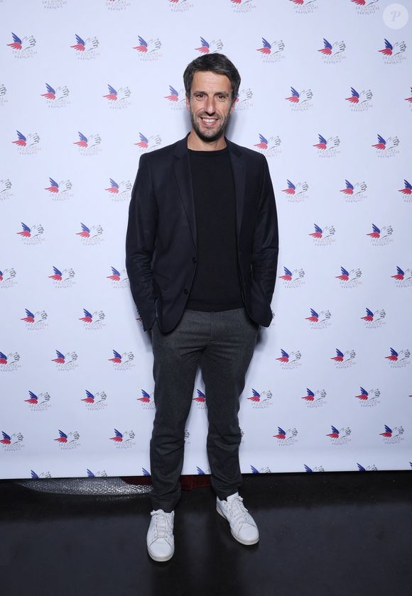 Tony Estanguet au photocall de la soirée annuelle du Secours Populaire au Musée des Arts Forains à Paris le 2 décembre 2024. © Denis Guignebourg / Bestimage