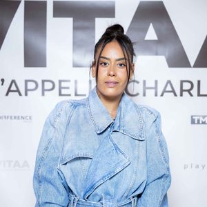 Exclusif - Amel Bent à la projection privée en avant-première du documentaire sur Vitaa (Charlotte Gonin) "Je m'appelle Charlotte" dans les locaux de TF1 à Boulogne Billancourt le 18 novembre 2024.  © Pierre Perusseau / Bestimage