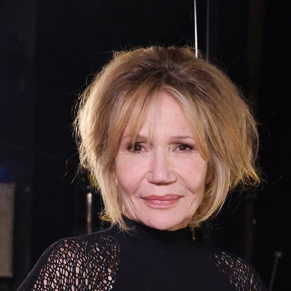 Exclusif - Clémentine Célarié lors de l'enregistrement de l'émission "Olympiascope" au théâtre Antoine, présentée par B.Montiel et diffusée le 2 mai 2025 sur Olympia TV, au théâtre Antoine à Paris, France, le 18 février 2025. © Denis Guignebourg/Bestimage