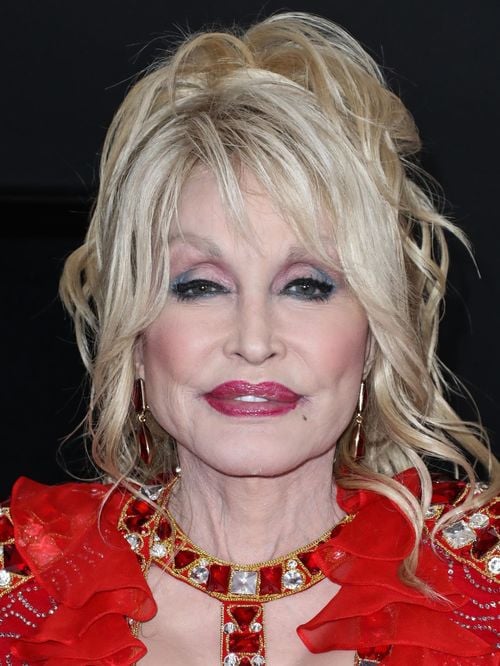 Plus de 100 millions d'albums vendus, une carrière de plus de 60 ans et I Will Always Love You... Cette légende internationale s'est éteinte