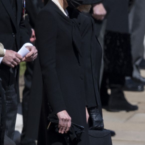 Un look noir très élégant

Catherine Kate Middleton, la duchesse de Cambridge - Arrivées aux funérailles du prince Philip, duc d'Edimbourg à la chapelle Saint-Georges du château de Windsor, le 17 avril 2021.
