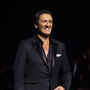 Exclusif - Succès pour le concert de Dany Brillant "Dany Brillant chante Aznavour" au Dôme de Paris - Palais des Sports le 4 février 2022.
© Cyril Moreau / Bestimage