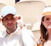Et pour cause, Vianney a révélé écrire son message "depuis la maternité", annonçant ainsi qu'il s'apprête à devenir papa une nouvelle fois.

Le chanteur Vianney et sa femme Catherine Robert, assistent aux Internationaux de France de Tennis de Roland Garros 2026, le 28 mai 2026. © Jacovides / Moreau / Bestimage