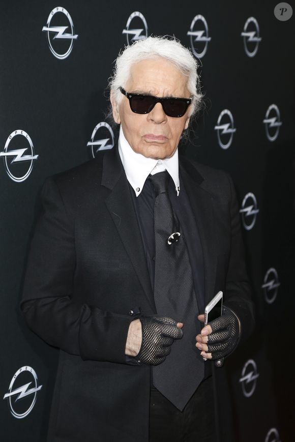 Karl Lagerfeld au vernissage "Corsa Karl et Choupette" à Berlin en Allemagne, le 3 février 2015.

Photo : API / Bestimage
