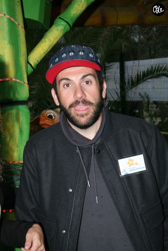 Laurent Ournac - Soirée d'ouverture de la "Foire du Trône" au au profit de l’Association Petits Princes  sur la Pelouse de Reuilly à Paris, le 31 mars 2017.
