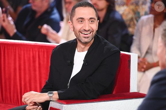 Le médecin et chroniqueur a couru les 10 km de l’UNICEF au Bois de Boulogne à Paris.

Exclusif - Jimmy Mohamed - Enregistrement de l'émission Vivement dimanche au studio Rive Gauche, présentée par M.Drucker, diffusée le 07 septembre 2025 sur France 3.  © Guillaume Gaffiot / Bestimage