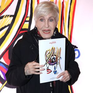 La célèbre chanteuse de "Parlez-moi de lui", sortie en 1973 ou encore Téléphone-moi (1975), s’est éteinte, touchée par un cancer. 

Nicole Croisille à la soirée de gala Enfance Majuscule à Salle Gaveau à Paris le 7 octobre 2024. Enfance Majuscule milite activement pour une libération de la parole des victimes, et pour une réelle prise en compte par les pouvoirs publics des violences et des maltraitances quotidiennes subies par les enfants.

© Bertrand Rindoff / Bestimage