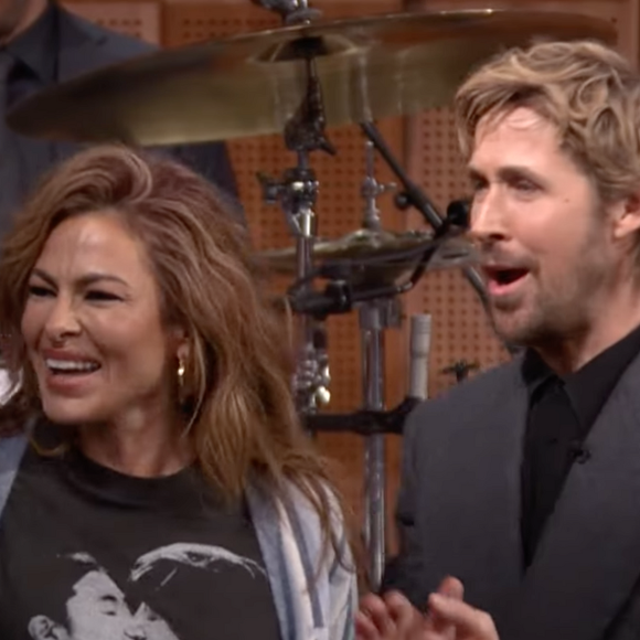 Capture d'écran de "The Tonight Show" avec Eva Mendes et Ryan Gosling.