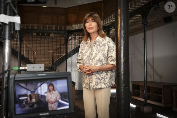 Rappelons qu'elle a quitté Europe 1 après 27 ans de bons et loyaux services.

Exclusif - Isabelle Morizet - Isabelle Morizet sur le plateau de l'émission "Animaux Stars", présentée par B.Montiel et diffusée le 1er Novembre 2025 sur la chaîne Animaux TV, à Paris le 17 septembre 2025.
© Jack Tribeca / Bestimage