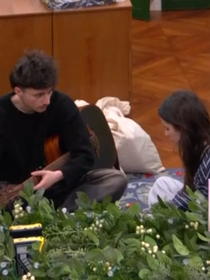 Star Academy : Jeanne ne supporte pas de voir Léo avec une autre élève qu'elle, elle lui fait une mise au point