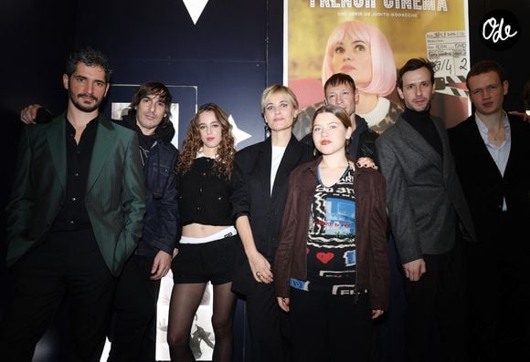 Semi-Exclusif - Judith Godreche, entourée de ses enfants Tess Barthelemy et son demi frère Noe Boon, et de son équipe du film - Première du film "Icon of the french cinema" au Silencio à Paris. Le 8 décembre 2023. © Denis Guignebourg / Bestimage