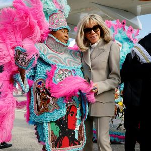 Brigitte Macron arrive à l'aéroport international de La Nouvelle-Orleans, à l'occasion de leur voyage officiel aux Etats-Unis. Le 2 décembre 2022. © Ludovic Marin / Pool / Bestimage