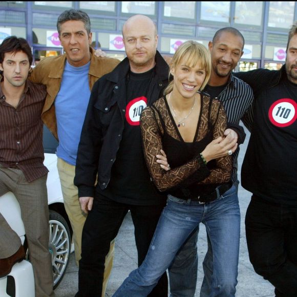 Il a jugé l’apparition proposée trop brève et peu valorisante, estimant qu’elle ne correspondait pas à son rôle historique dans la franchise.

Frédéric Diefenthal, Samy Naceri, Gérard Krawcyzk, Emma Sjoberg, Edouard Moutoute, Luc Besson - Première du film "Taxi 3" à Marseille. © DOMINIQUE JACOVIDES / BESTIMAGE