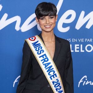 Eve Gilles (Miss France 2024) rejoint le casting de la prochaine saison de l'émission de TF1 "Danse avec les Stars" - Eve Gilles (Miss France 2024) - Avant-première du film "Finalement" de C. Lelouch qui fête son 87ème anniversaire au Grand Rex à Paris le 30 octobre 2024. © Pierre Perusseau/Bestimage