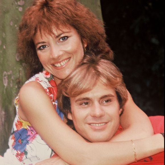 "Un divorce, ce n'est jamais facile. Après, les choses rentrent dans l'ordre, et l'affection et le respect rentrent en ligne de compte. Tous les artistes ont ce problème là."

Archives : François Valery et Nicole Calfan. Bestimage.