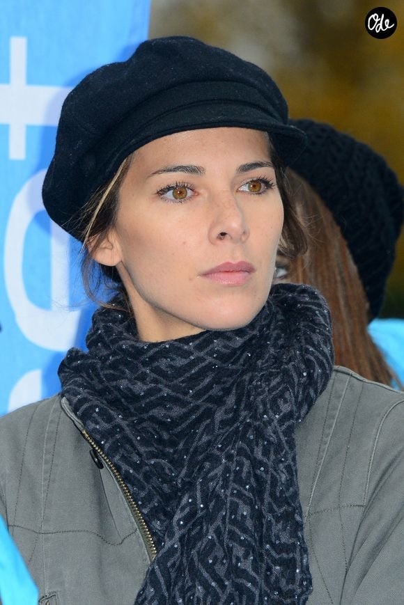 Melissa Theuriau, marraine de l'UNICEF, participe à l'« Opération Poussettes Vides » de l'UNICEF (Opération Poussettes Vides) organisée par l’UNICEF pour marquer le 23e anniversaire de la Convention relative aux droits de l’enfant et sensibiliser le public aux milliers de décès d’enfants évitables qui surviennent chaque année, sur l’esplanade du Trocadéro à Paris, en France, le 18 novembre 2012. Photo de Nicolas Briquet/ABACAPRESS.COM