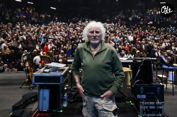 Exclusif - Concert de Hugues Aufray au Le Dôme de Paris - Palais des Sports le 9 novembre 2025. © Jack Tribeca / Bestimage