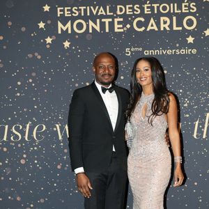 Harry Roselmack et sa compagne lors du 2025 Festival des Etoilés Monte-Carlo au Monte Carlo Sporting à Monaco, le 29 novembre 2025. Photo par Jean-Charles Vinaj/ABACAPRESS.COM