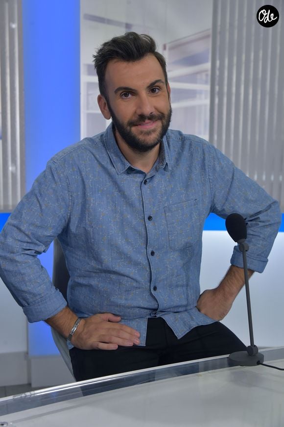 Exclusif - Laurent Ournac et le professeur David Nocca invités sur le plateau du journal télévisé le "19-20" sur France 3 Languedoc pour parler de la ligue contre l'obésité à Montpellier, le 10 septembre 2016. 

© Giancarlo Gorassini/Bestimage