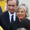 Bernard Arnault en famille place de la Concorde pour le pape Léon XIV : sa femme Hélène, sa fille Delphine et ses fils Frédéric et Jean l'accompagnent