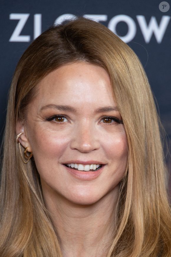 Virginie Efira assiste à la première du film 'Vie Privee' au Pathe Palace le 20 novembre 2025 à Paris, France. Photo par Nasser Berzane/ABACAPRESS.COM