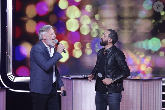 Exclusif - Jean-Michel Maire, Cyril Hanouna, sur le plateau de l’émission « TPMP » présentée par C.Hanouna et diffusée en direct sur C8, Paris, France, le 24 fevrier 2025. © Jack Tribeca / Bestimage