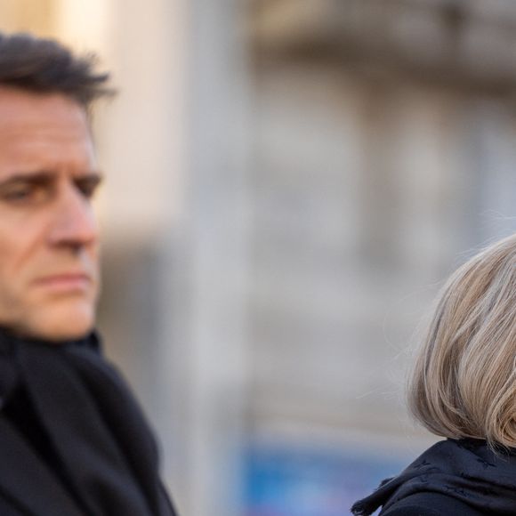 Emmanuel Macron et son épouse Brigitte Macron aux commémorations des 10 ans de l'attentat de Charlie Hebdo à Paris. © Alexis Jumeau/Pool/Bestimage