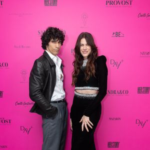 Exclusif - Lucas Mendez et Candice Duthe  - Soirée à la suite Sandra & Co lors du Festival International Canneseries Saison 8, à l’hôtel JW Marriott Cannes .
 Il y a des lieux qui voyagent avec leur époque. Nouveau Tempo, nouvelle vie!
Après avoir illuminée les jours et les nuits du Festival de Cannes, la Suite Sandra and Co s’installe au JW Marriott pendant le Festival Cannes séries, plus dynamique, plus moderne, plus en phase avec les battements de la culture sérielle.
Pendant dix ans, La Célèbre Suite de Sandra Sisley a rythmé les journées et enflammé les nuits du Festival de Cannes, accueillant comédiens, réalisateurs, artistes, journalistes et créateurs dans un écrin festif et chaleureux devenu culte.
En 2025, Sandra Sisley relève un nouveau défi : faire exister sa Suite au Festival Cannes Séries du 24 au 29 avril 2025 dans une version repensée, contemporaine, audacieuse et ancrée dans son époque.
Rebaptisée pour l’occasion “La Suite Sandra & Co x Day+”, en partenariat avec la marque de bien-être Day+, cet endroit unique a été pensé pour recevoir les experts de la culture sérielle, les artisans du « binge », les journalistes, les talents, et ce jour et nuit.
En journée, la programmation mêlera cinéma, beauté, mode et découverte.
Le soir, un Pianiste en live accueillera les prestigieux invités de la maîtresse des lieux.
Fidèle à son exigence de qualité et à son goût du détail, Sandra Sisley s’entoure d’une équipe redoutablement efficace, une team de choc pour un festival de choc, ainsi que d’illustres partenaires qui incarnent l’excellence dans leur domaine : Day+, numéro un du collagène en France, Franck Provost, leader de la coiffure en Europe ; la maison de de haute joaillerie Mazarin, incarnation du raffinement et de l’allure à la française; les incontournables marques de vins Minuty et de spiritueux Spirit Brothers, ainsi que d’autres Maisons de renommées internationales.
Rendez-vous donc au 50 boulevard de la Croisette, hôtel JW Marriott pour découvrir la saison une de la Suite Sandra and Co X Day Plus.
Du 24 au 29 avril 2025 de 10 heures à 2 heures du matin. 
© Aurelio Stella - Aurore Partouche / Evenjoy /Bestimage