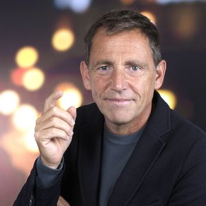 Ce restaurant se situe à Boulogne-Billancourt, dans les Hauts-de-Seine.

Portrait de Daniel Riolo lors de l'enregistrement de l'émission "Chez Jordan de Luxe" à Paris. Le 16 octobre 2023
© Cédric Perrin / Bestimage