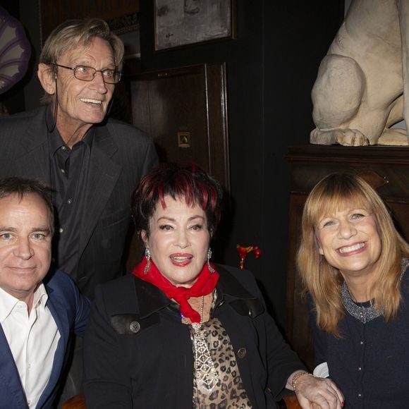 Le neveu du célèbre producteur lui a également rendu un hommage touchant : "Il m’a transmis la rigueur, l’amour du métier et le respect de la scène. Il a compté profondément dans mon parcours et dans ma vie"

Fabien Lecoeuvre, Jean-Pierre Magnier, Rika Zaraï et Stone à la soirée organisée en l'honneur de Rika Zaraï pour la sortie de son CD "Anthologie" au Phono Museum à Paris, le 21 octobre 2019. 

Photo : Jack Tribeca/Bestimage