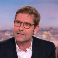 Matin ou soir la douche ? Ce célèbre médecin est unanime : "Il faut se débarrasser de tout ça plutôt le…"