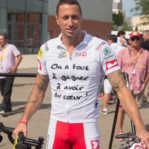 Exclusif - Frédérick Bousquet - Préparatifs avant départ dans le cadre de l'étape du coeur 2017 au profit de l'association "Mécénat Chirurgie Cardiaque" au stade Orange Vélodrome à Marseille, le 22 juillet 2017. © CVS/Bestimage
