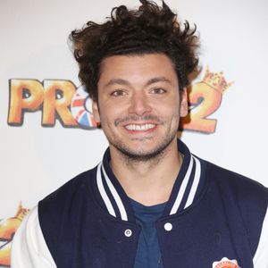 Sans jamais rien cacher des moqueries subies durant sa scolarité, Kev Adams a su s'inspirer des réussites de ses aînés et profiter d'un cadre privilégié pour briller à son tour.  

Kev Adams à l'avant-première du film "The Profs 2" au Grand Rex à Paris, le 9 juin 2015. Crédit Denis Guignebourg / Bestimage