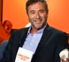 Animateur de la nouvelle émission "Animalement Vôtre" sur France 3, Bernard Montiel s'est affiché avec un autre visage bien connu de la télévision. 

Exclusif - Bernard Montiel, sur plateau de la nouvelle émission "Animalement Vôtre" présentée par Bernard Montiel et diffusée le 16 novembre sur France 3, à Paris, France. © Jack Tribeca/Bestimage