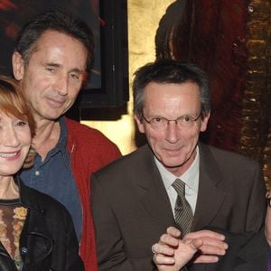 Les acteurs des Bronzes 3, Thierry Lhermitte, Michel Blanc, Marie-Anne Chazel et le réalisateur Patrice Leconte posent ensemble lors de la 14ème édition des Trophees Le Film Francais, qui s'est tenue au Mandala Ray club à Paris, France, le 6 février 2007. Photo by Nicolas Khayat/ABACAPRESS.COM