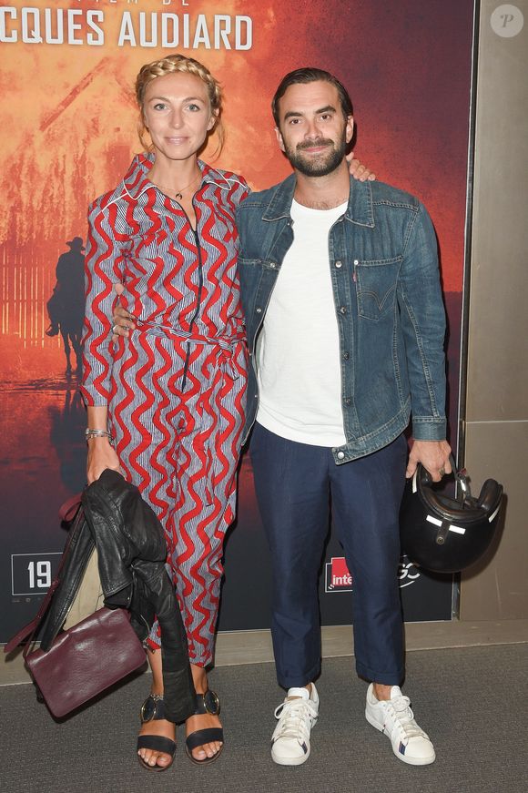 Amélie Etasse et un ami - Avant-première du film "Les frères sisters" au cinéma l'UGC Normandie à Paris le 11 septembre 2018. © Coadic Guirec/Bestimage