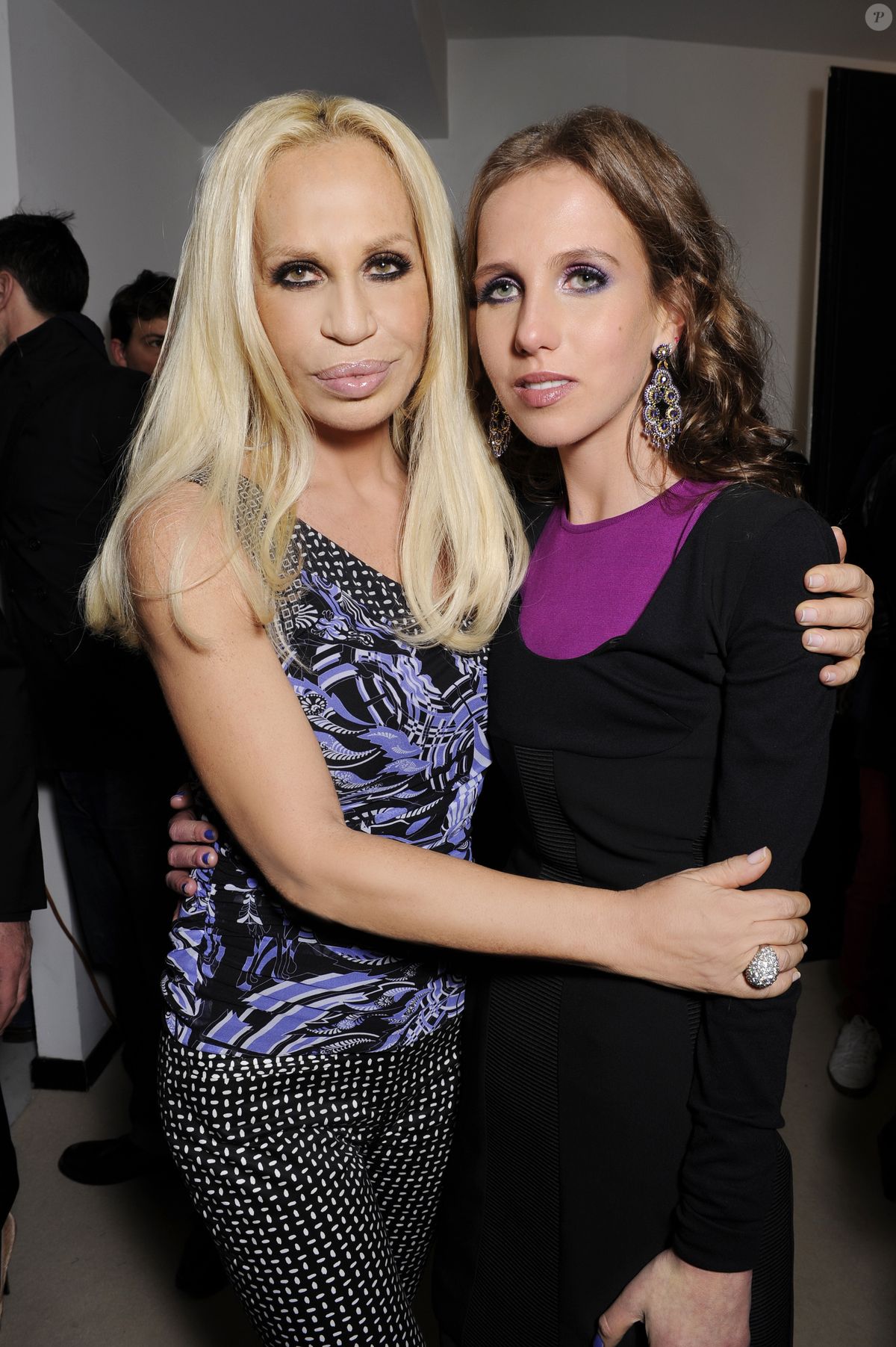 Photo : Donatella Versace, Allegra Versace - People Versace - Milan ...