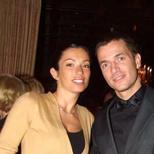 "Il a fait une chute accidentelle, par la fenêtre d'un étage élevé d'un immeuble parisien. Ses amis de sang et de coeur se joignent à sa famille pour témoigner de leur tristesse infinie. Ce soir la musique a perdu un génie", avait indiqué son manager Sébastien Farran 

Aure Atika et Philippe "Zdar" Cerboneschi en Suisse, en 2001.