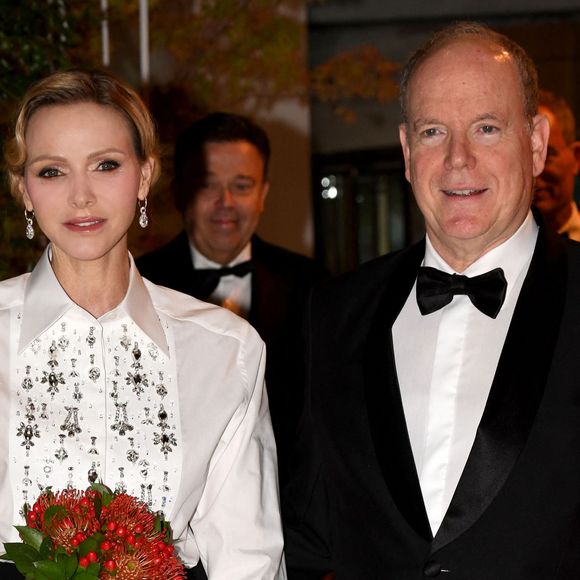 Une explosion d'origine criminelle a semé la stupeur à Monaco

Le prince Albert II de Monaco et la princesse Charlène lors du photocall du dîner de gala du Grand Prix de Formule 1 de Monaco 
© Bruno Bebert / Bestimage