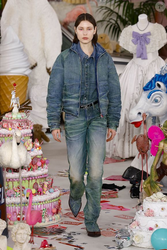 Pour toutes celles qui mesurent plus d'1m75, on a la solution. 

Défilé Diesel "Collection Prêt-à-Porter Automne/Hiver 2026-2027" lors de la Fashion Week de Milan (MLFW), le 24 février 2026.
