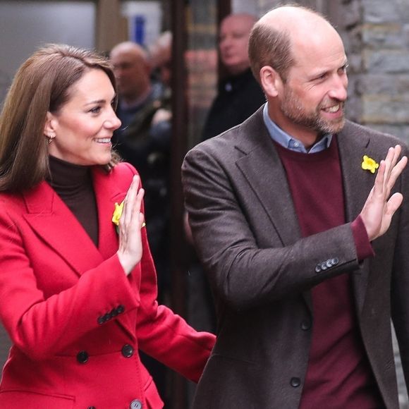 Le prince William, prince de Galles, et Catherine (Kate) Middleton, princesse de Galles lors de leur visite royale à Pontypridd, Royaume Uni, le 27 février 2025. 

© Backgrid UK/Bestimage