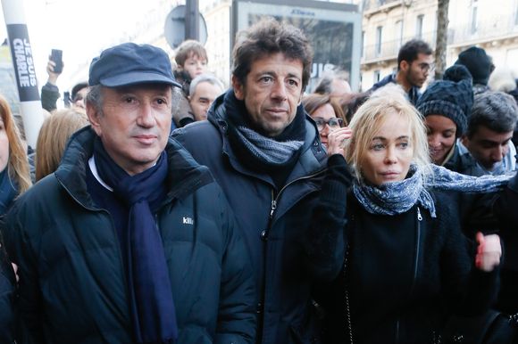 Ensemble, ils ont eu un fils, Yohann Moreau

Michel Drucker (casquette), Patrick Bruel, Emmanuelle Béart - Marche républicaine pour Charlie Hebdo à Paris, suite aux attentats terroristes survenus à Paris les 7, 8 et 9 janvier. Paris, le 11 janvier 2015