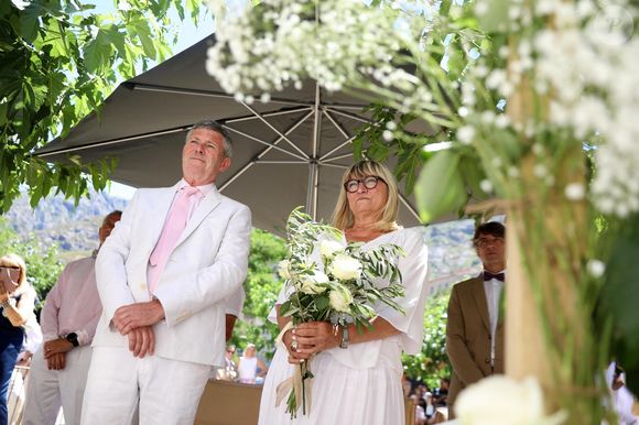 Mariage civil de Christine Bravo et Stéphane Bachot devant la mairie de Occhiatana en Corse le 11 Juin 2022.

© Dominique Jacovides / Bestimage