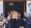 Plusieurs membres de la troupe Nous Ç Nous étaient présents, dont Jean Dujardin et Éric Collado.

Ambiance - Sorties des obsèques de Bruno Salomone en l'église Sainte-Anne de Polangis de Joinville-le-Pont (Val-de-Marne) le 23 mars 2026. © Cyril Moreau - Dominique Jacovides / Bestimage