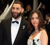 Karim Benzema partage sa vie avec l'actrice Lyna Khoudri. 
Karim Benzema et sa compagne Lyna Khoudri à la descente des marches du film « 13 jours 13 nuits » lors du 78e Festival International du Film de Cannes © Olivier Borde/ Bestimage