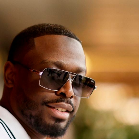 Dadju au photocall du village ((night session) lors des Internationaux de France de Tennis de Roland Garros 2026, à Paris, France, le 5 juin 2026. © Jacovides-Moreau/Bestimage