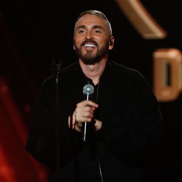 Exclusif - Christophe Willem - Enregistrement de l'émission "Les disques d'or de l'année" au Dôme de Paris, présentée par E.Gossuin et diffusée le 24 décembre à 21h10 sur M6
© Christophe Clovis / Bestimage