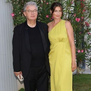 Elle retrouve le créateur de la série

Dominique Besnehard (fondateur du festival) et Laetitia Casta (présidente du jury) lors du premier jour du 16ème festival du film francophone (FFA) à Angoulême le 22 août 2023. © Coadic Guirec / Bestimage
